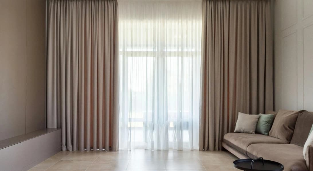 Instalação de cortinas e persianas