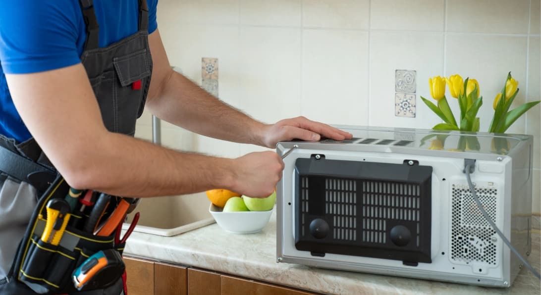 Instalação de micro-ondas