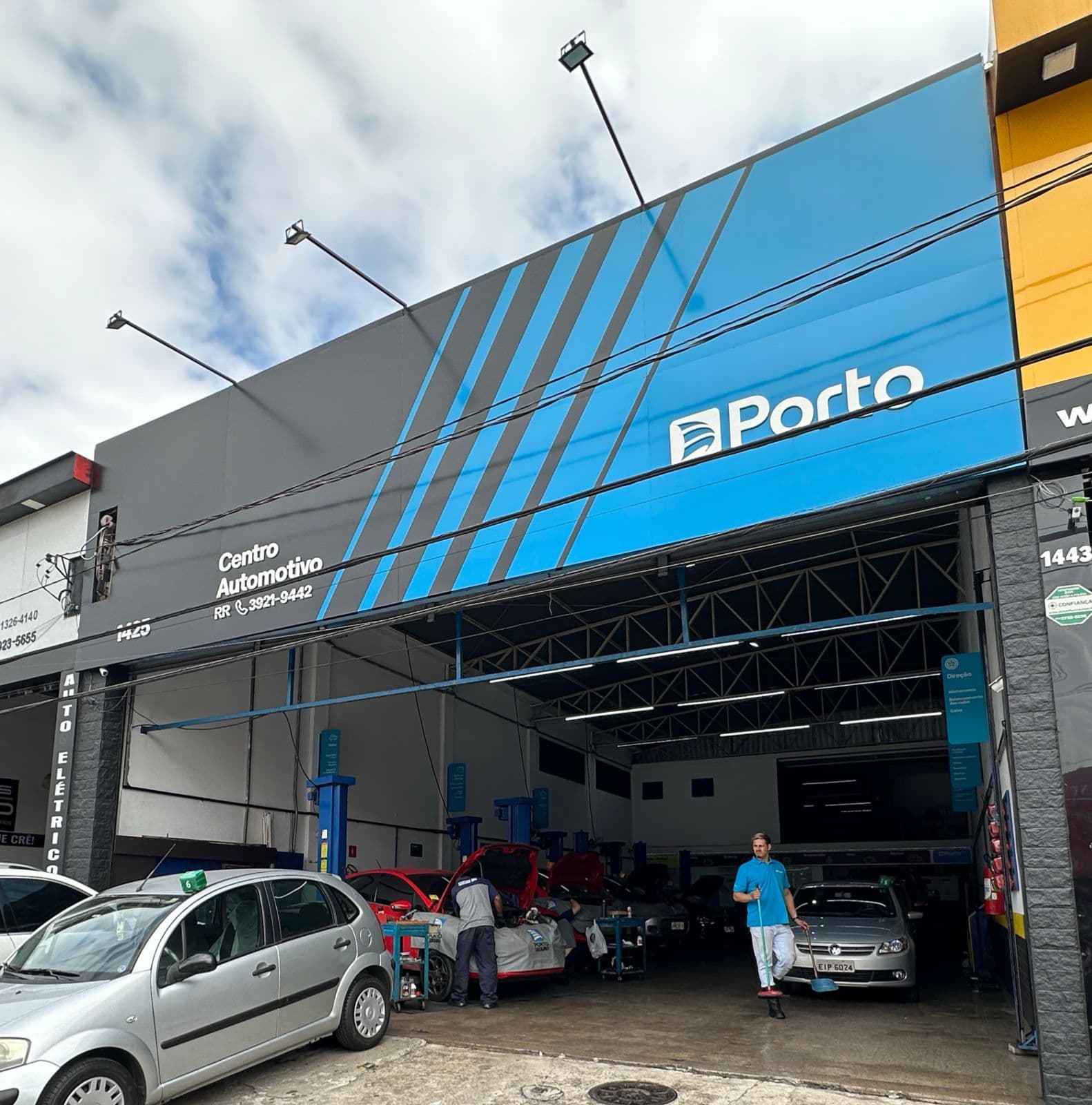 Fachada do Centro Automotivo Freguesia do Ó