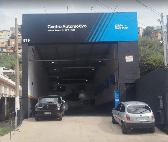 Fachada do Centro Automotivo Perus