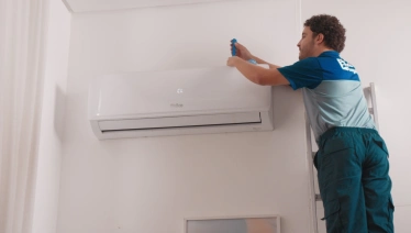Instalação de ar-condicionado de 7 a 12 mil BTUs